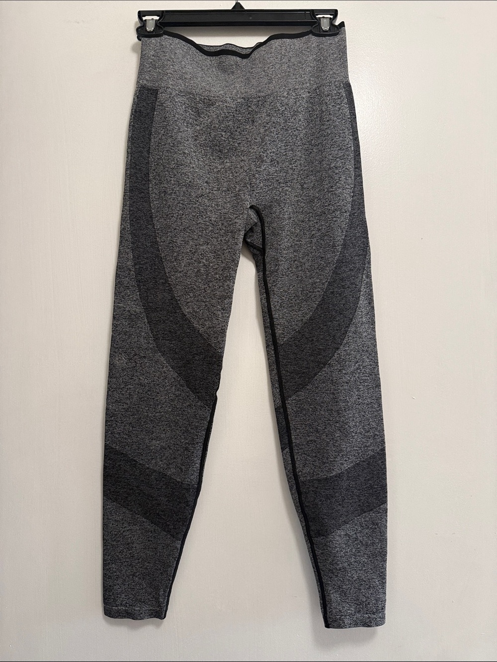 PINK Seamless Grey Sculpting Leggings
